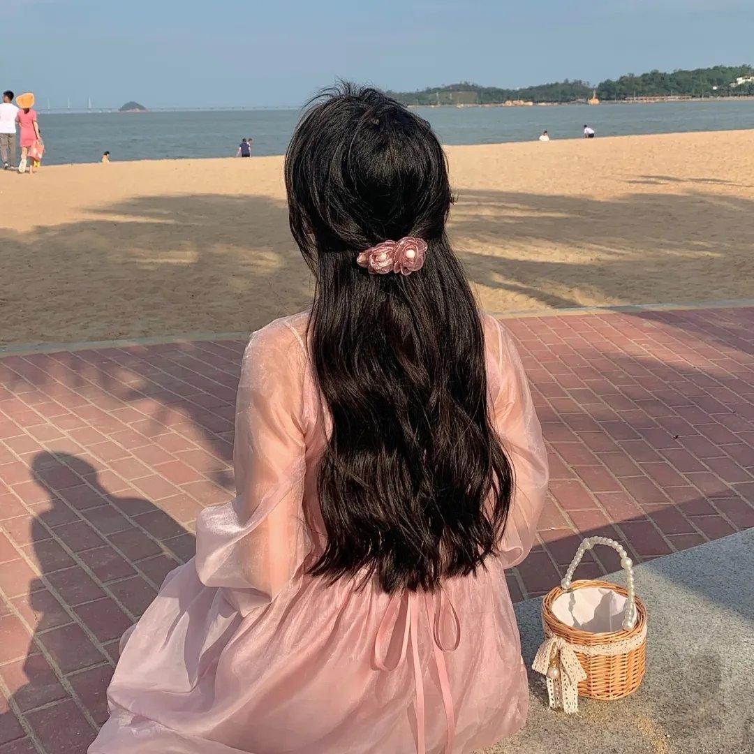 绝对不要模仿封面